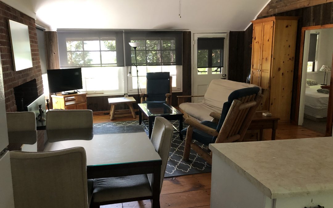 Cottage Getaway (Deer Park Lodge)